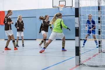 Bild 555 - C-Juniorinnen Loewinnen Cup